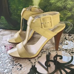 Max studio heel open toe sandle shoe leather pale yellow